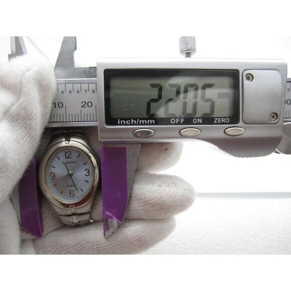 Women Carriage by Timex Quartz WR Analog 22mm Oval Watch (H767) "New Battery" - Picture 2 of 10